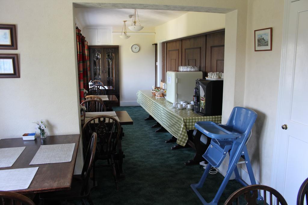 Bed and Breakfast The Manor House Crawley  Zewnętrze zdjęcie